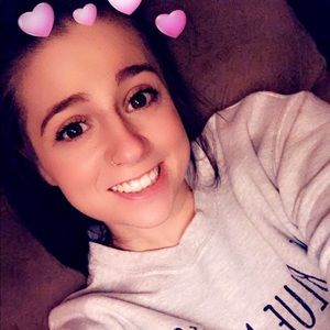 Meet your Posher, Brittney